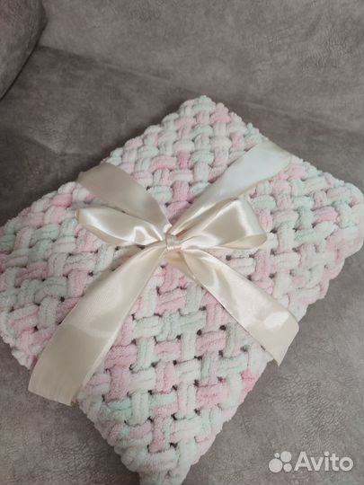 Плед детский вязаный ручная работа