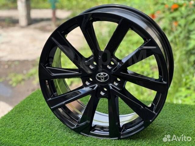 Диск литой Replica Toyota R18 5x114.3