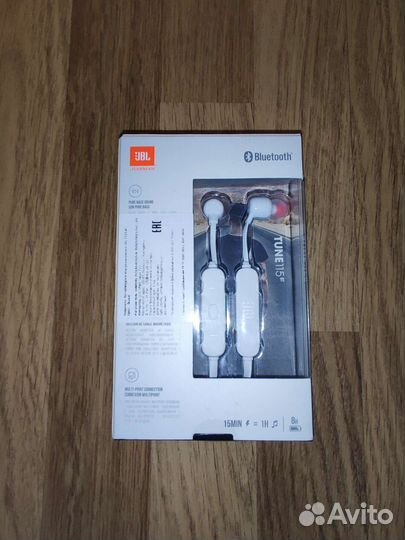 Bluetooth гарнитура jbl