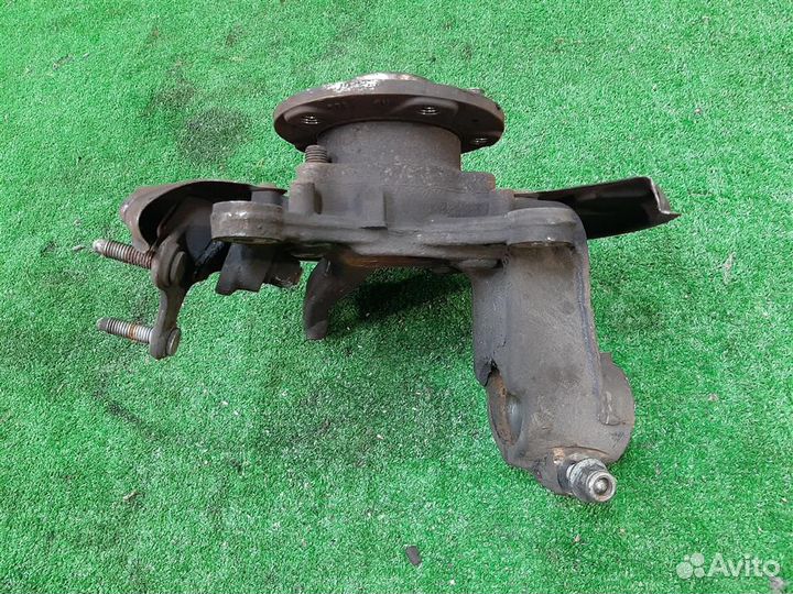 Кулак передний правый volkswagen Touran (1T1) 2005