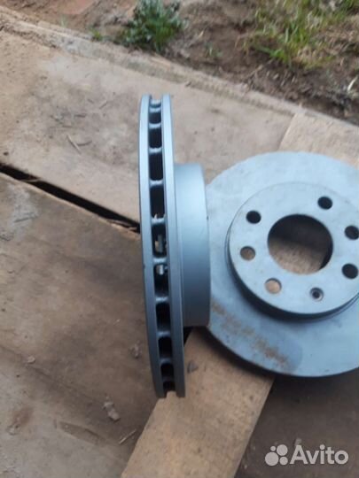 Тормозные диски пассат б3, гольф 3 вентилируемый