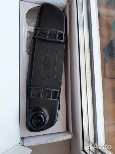 Зеркало заднего вида