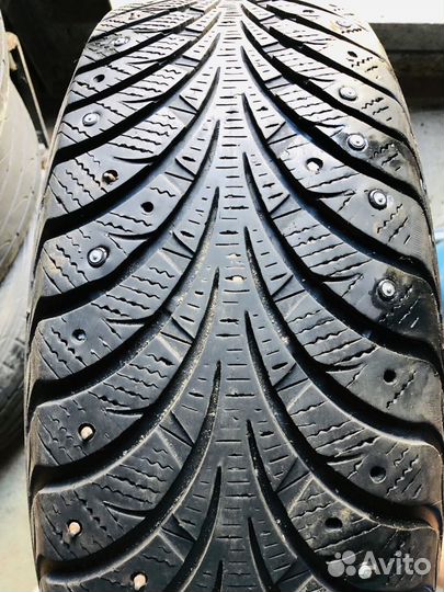 Goodyear UltraGrip Extreme 205/60 R16 91T