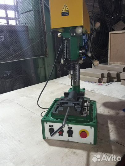 Настольный сверлильный станок 2М112