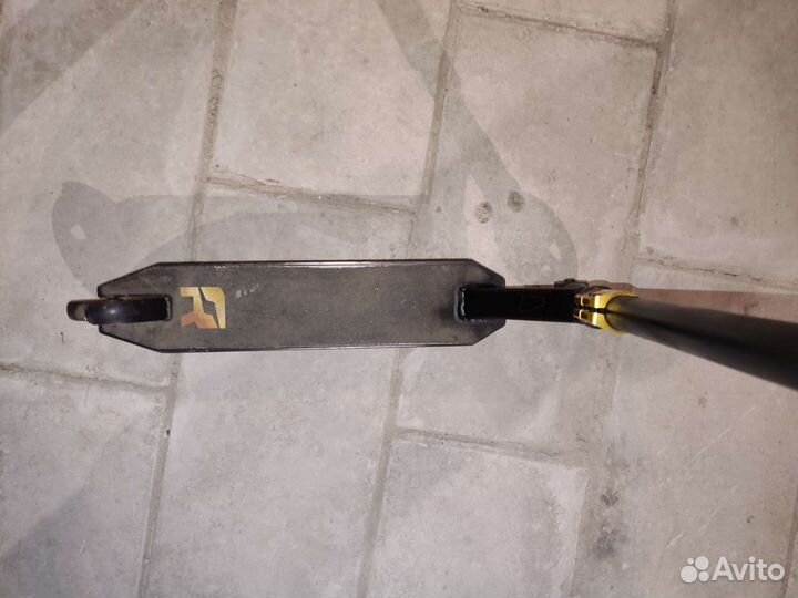 Трюковой самокат