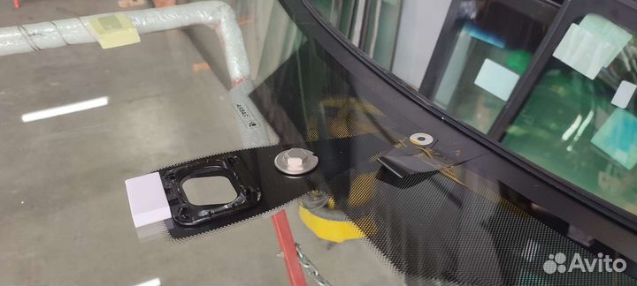 Лобовое стекло Ford focus