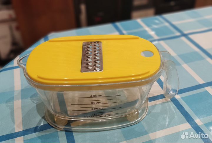 Терка-соковыжималка для цитрусовых