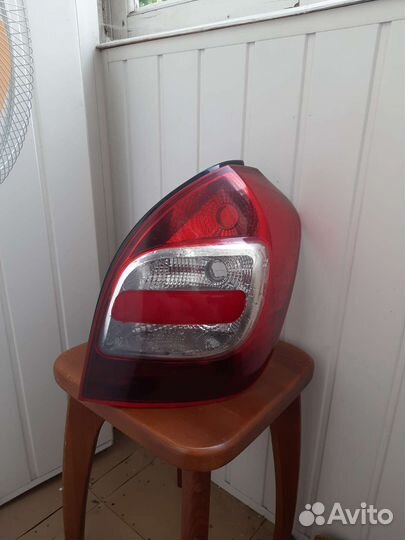 Задний правый фонарь Лада Калина 2