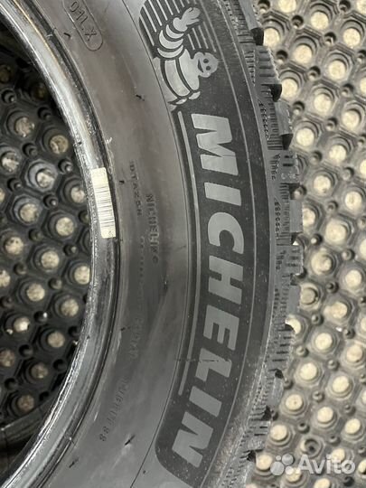 Michelin X-Ice North 4 215/65 R17 103T