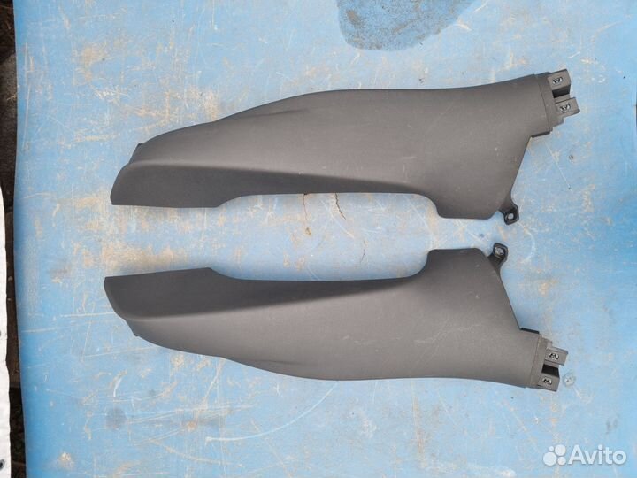 Обшивки задних стоек Volkswagen Golf 7