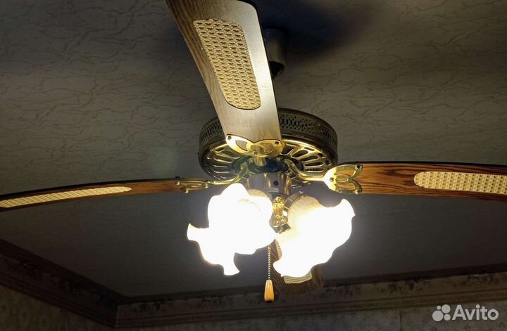 Люстра потолочная б/у