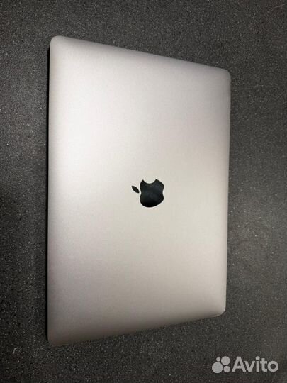 MacBook Air 13 (2017), 128 гб, Core i5, 1.8 ггц, R