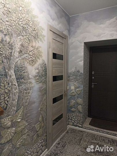 Барельеф. Роспись стен