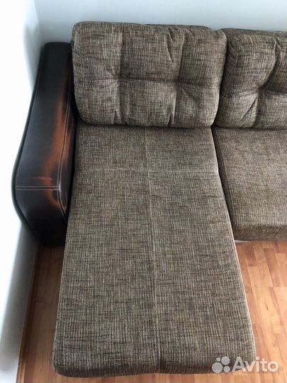 Диван угловой