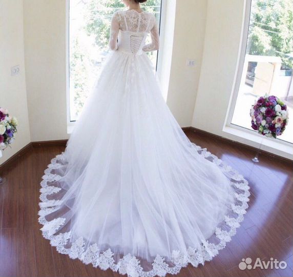 Свадебное платье