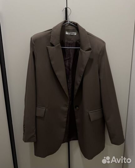 Пиджак женский коричневый