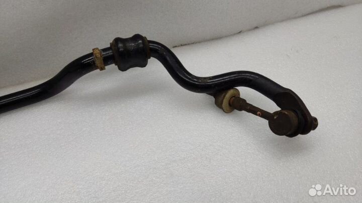 Стабилизатор задний Toyota Rav4 XA40 3zrfe 2015