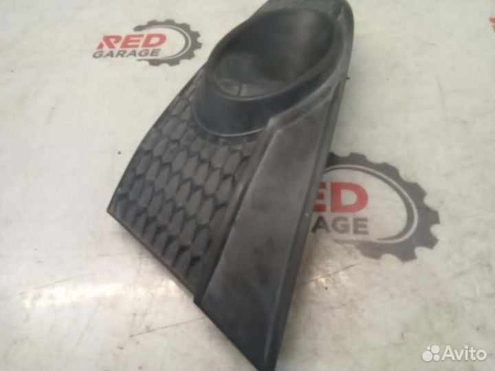 Решетка в бампер передняя левая Chevrolet Captiva