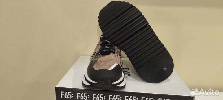 Кроссовки зимние женские 38р fabi