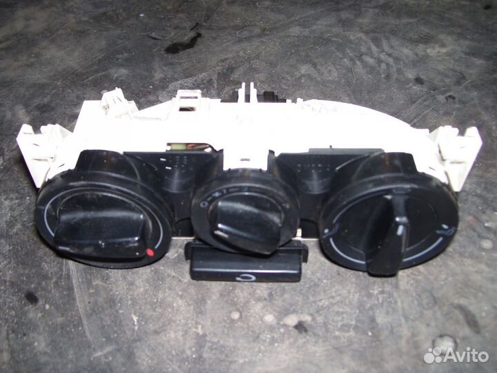 Шкода октавия переключатель отопителя