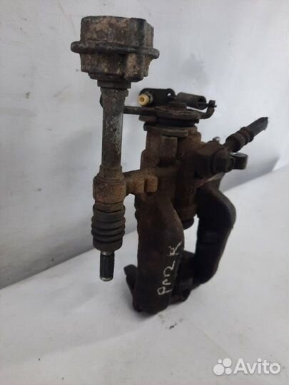 Суппорт тормозной задний правый Chevrolet Orlando