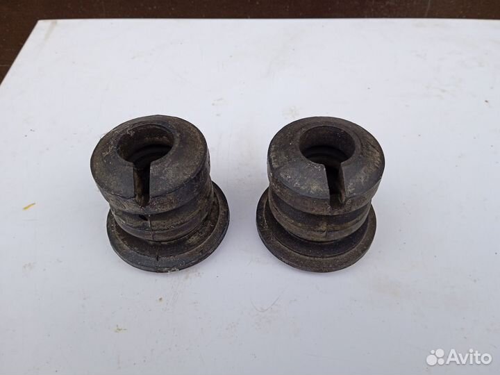 Отбойник амортизатора передний Ауди 100