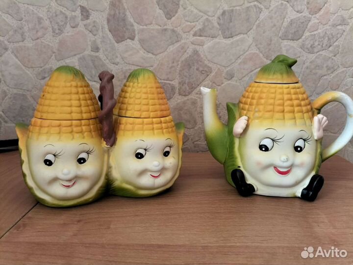 Чайник и сахарница декоративные