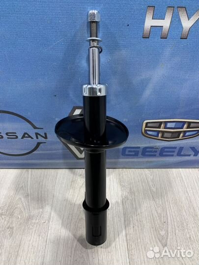Амортизатор стойка перед Renault logan