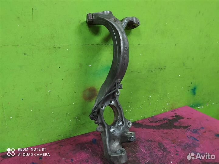 Кулак передний правый Audi A6 C6 2005-2011 4F0258