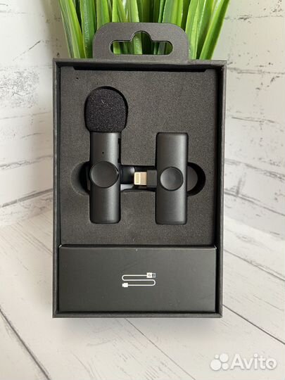 Петличный беспроводной микрофон для iPhone Новый