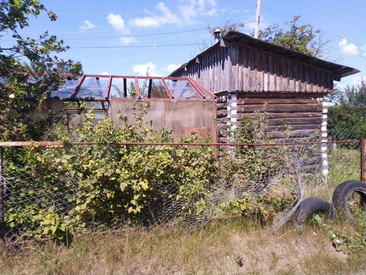 Дом 20 м² на участке 5 сот.