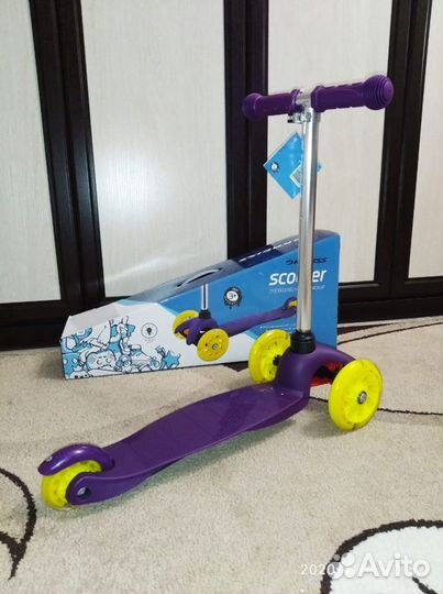 Новый детский самокат Kreiss Scooter