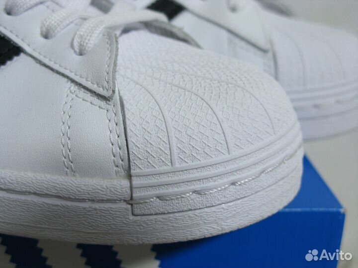 Кроссовки Adidas Superstar