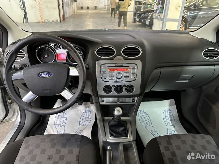 Ford Focus 1.6 МТ, 2009, 90 622 км