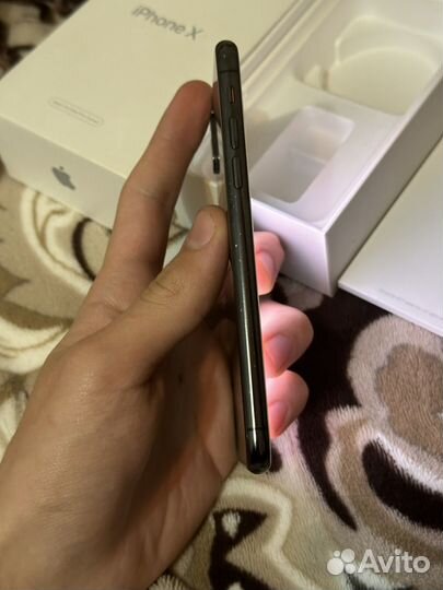 iPhone X, 256 ГБ