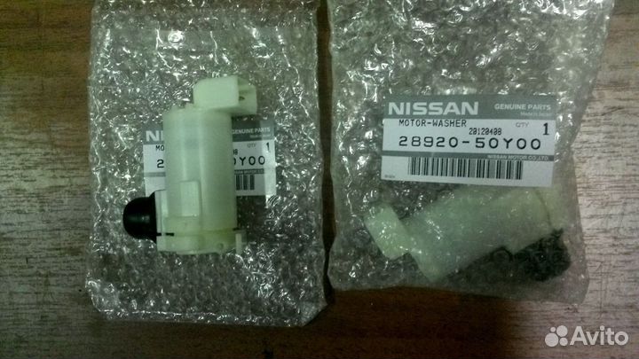 Насос стеклоомывателя Nissan 2892050Y00