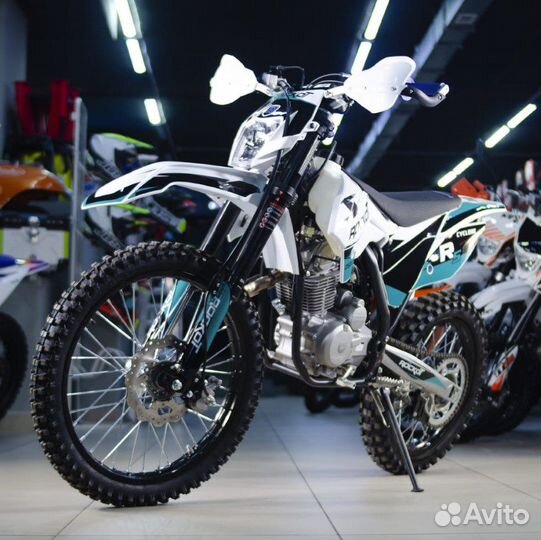 Мотоцикл эндуро rockot R5 Cyclone (250сс, 169FMM