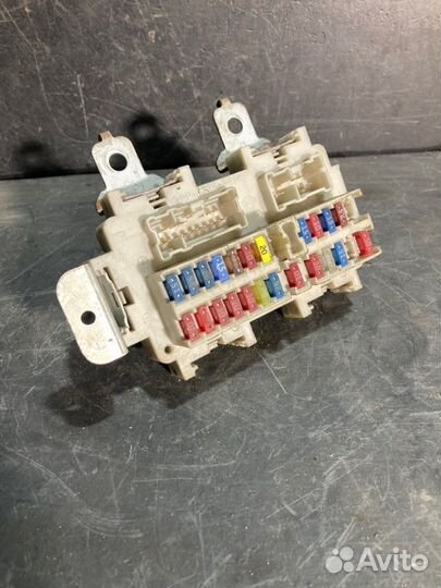 Блок предохранителей Infiniti Fx35 S50 VQ35DE 2004