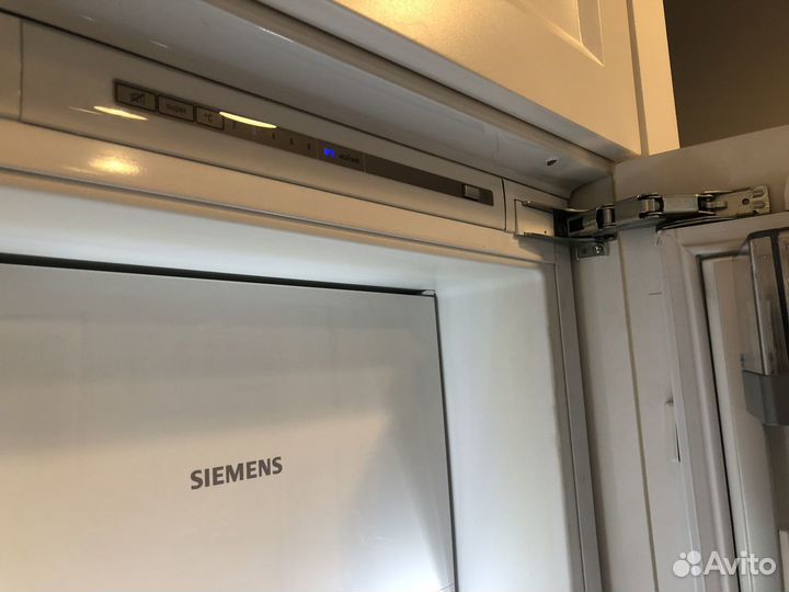 Холодильник бу siemens