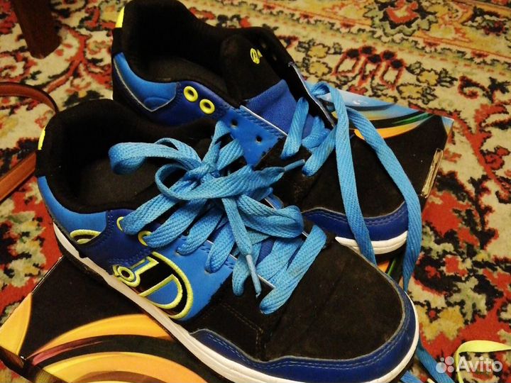 Роликовые кроссовки