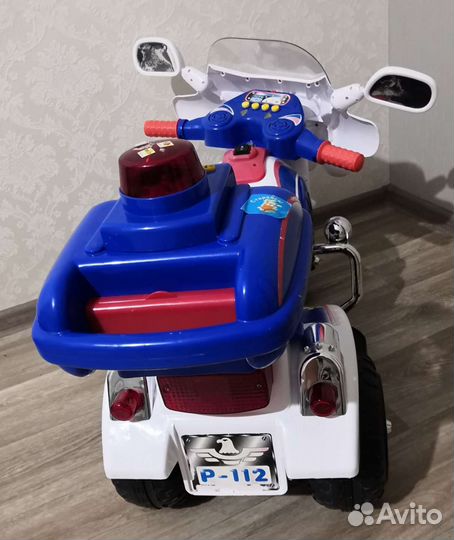 Детский электромобиль