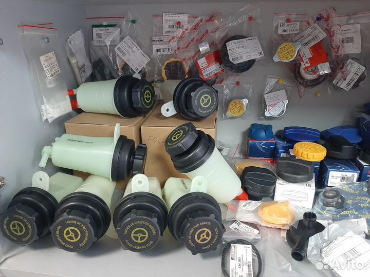 Бачок гур ford focus II 1420238/ 1892564