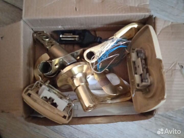 Замок для межкомнатной двери