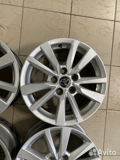 Литые диски R16 Camry 70