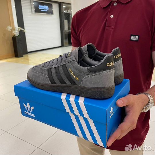 Кроссовки adidas spezial серые