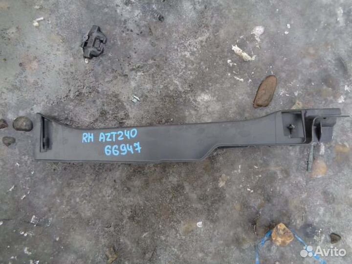 Накладка на крыло передняя правая Toyota Premio