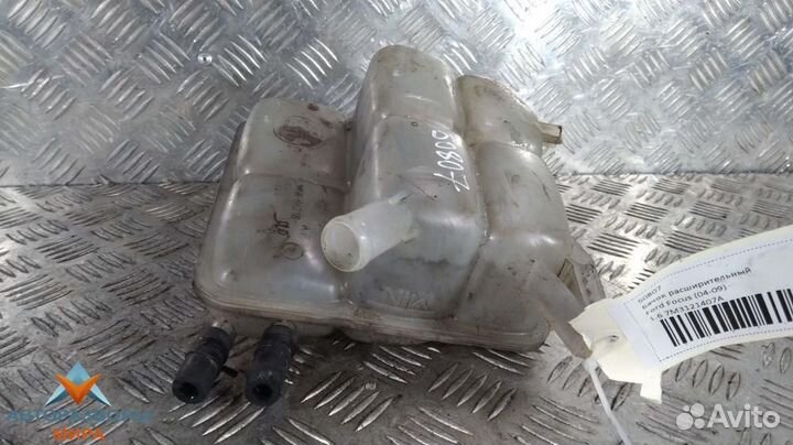 Бачок расширительный Ford Focus рест. 2005
