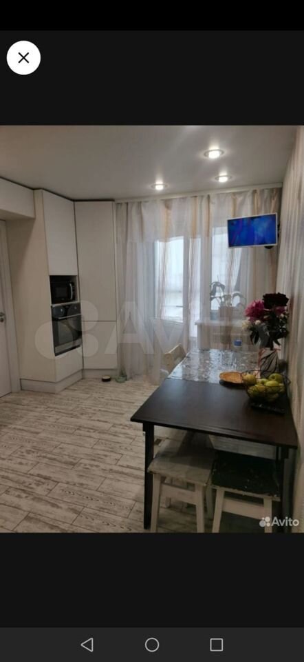 3-к. квартира, 83 м², 3/10 эт.