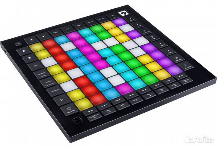 Midi-контроллер Novation Launchpad Pro MK3