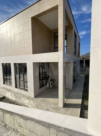 Дом 170 м² на участке 4,5 сот.